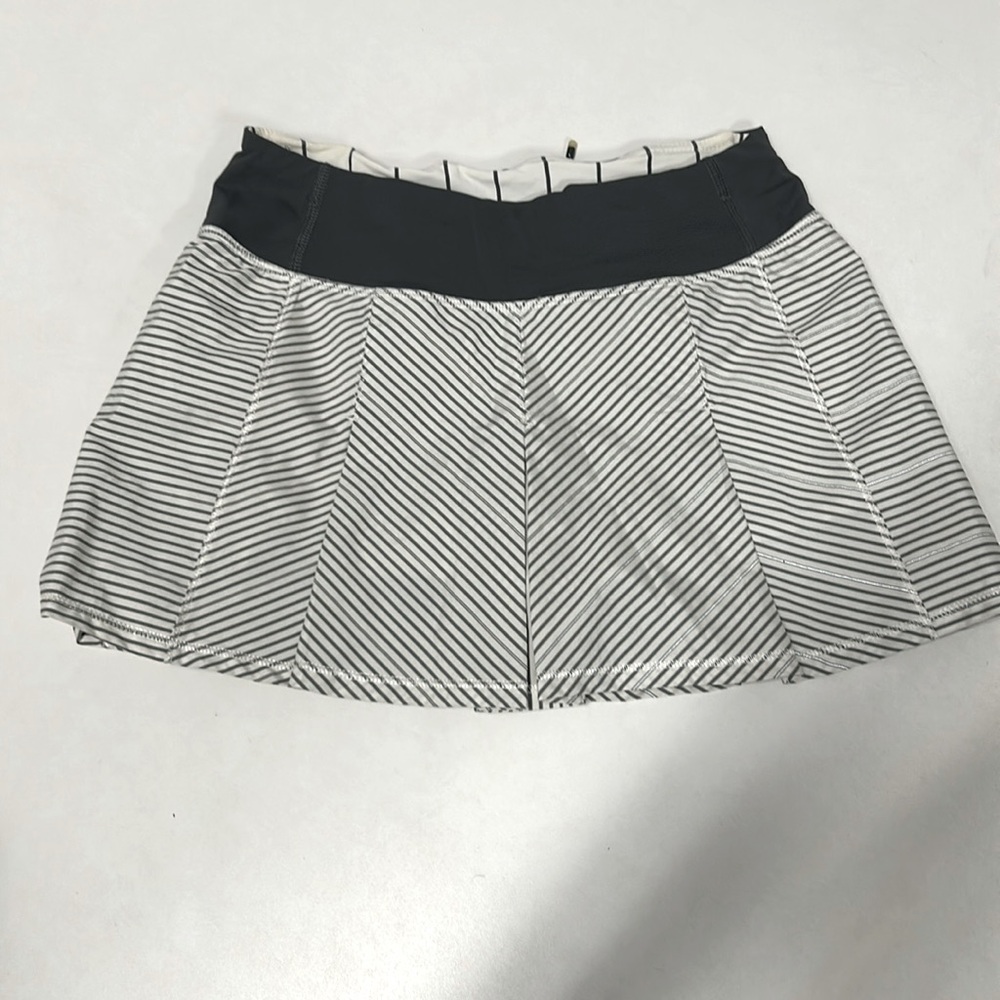 Lululemon Rival skirt